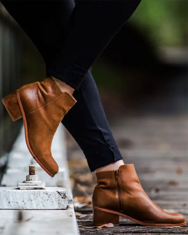 Bali Leather shoes maker